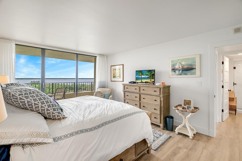 8750 S Ocean Drive - Photo 4