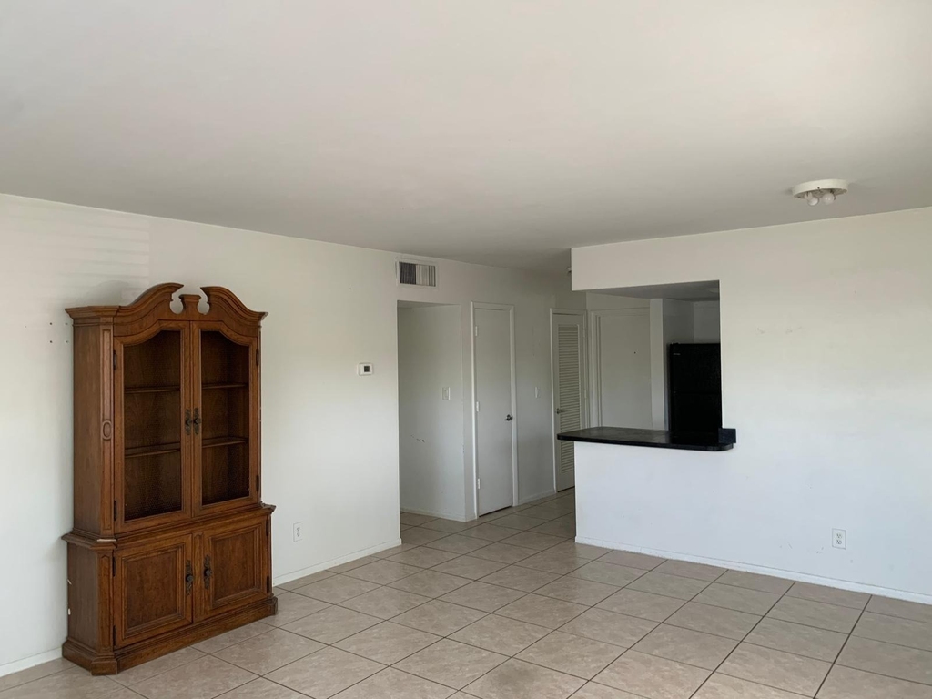 2624 Ne 32nd Street - Photo 6