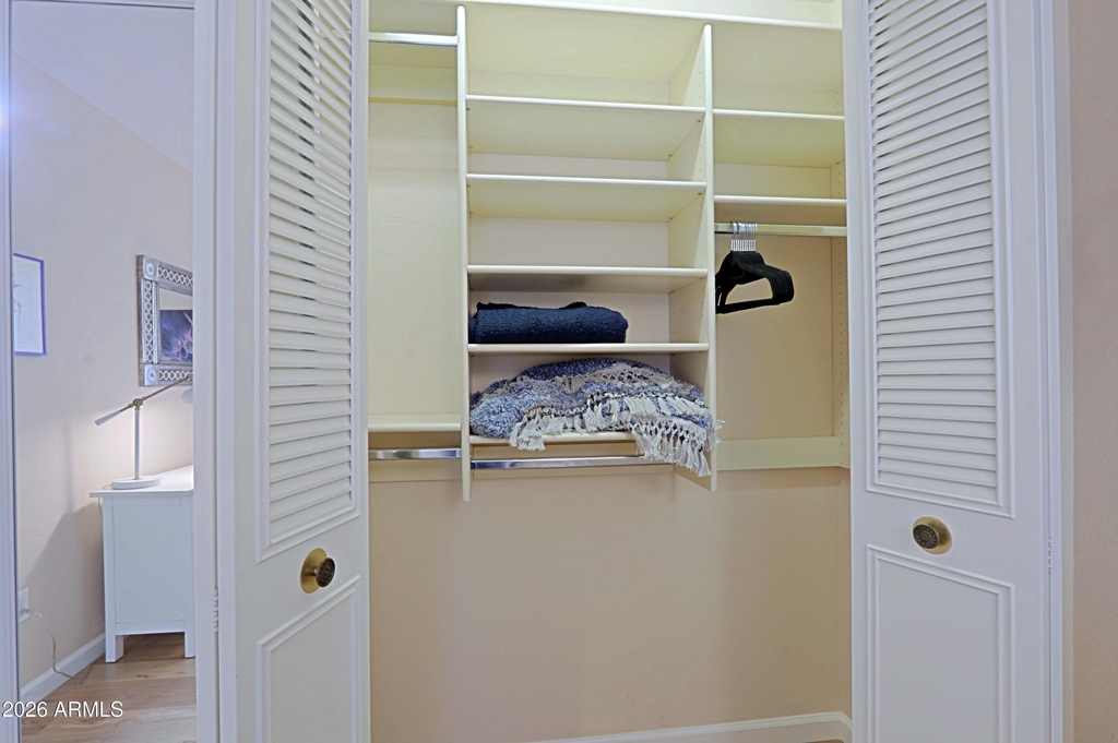 703 E Auburn Drive - Photo 30