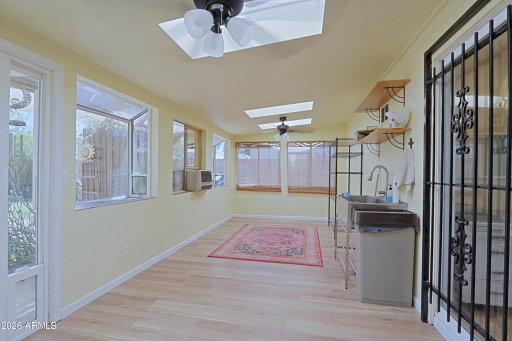 703 E Auburn Drive - Photo 34