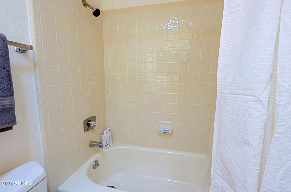 703 E Auburn Drive - Photo 27