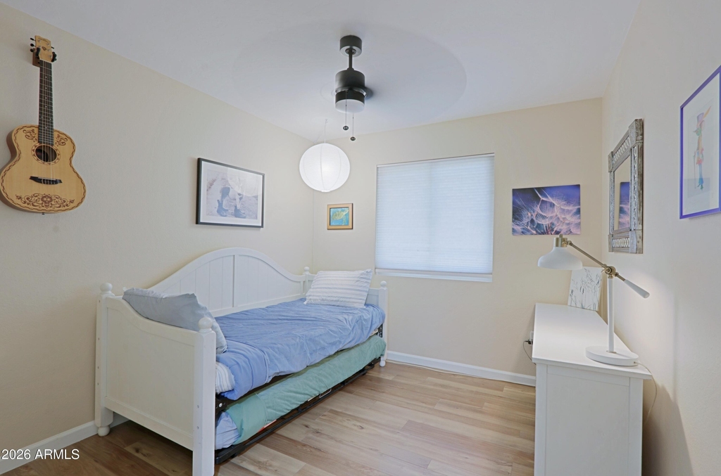 703 E Auburn Drive - Photo 28