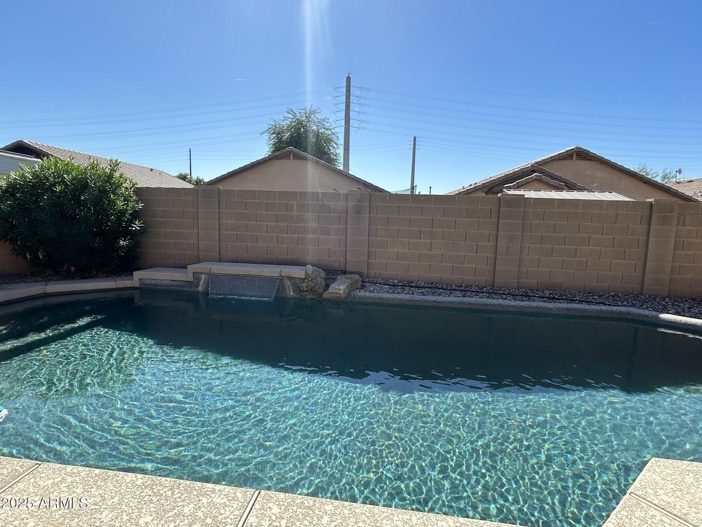6049 W Wood Street - Photo 2