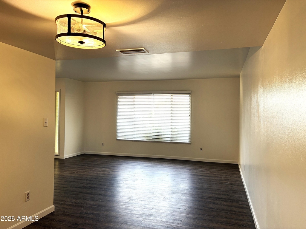 3431 W Acoma Drive - Photo 10