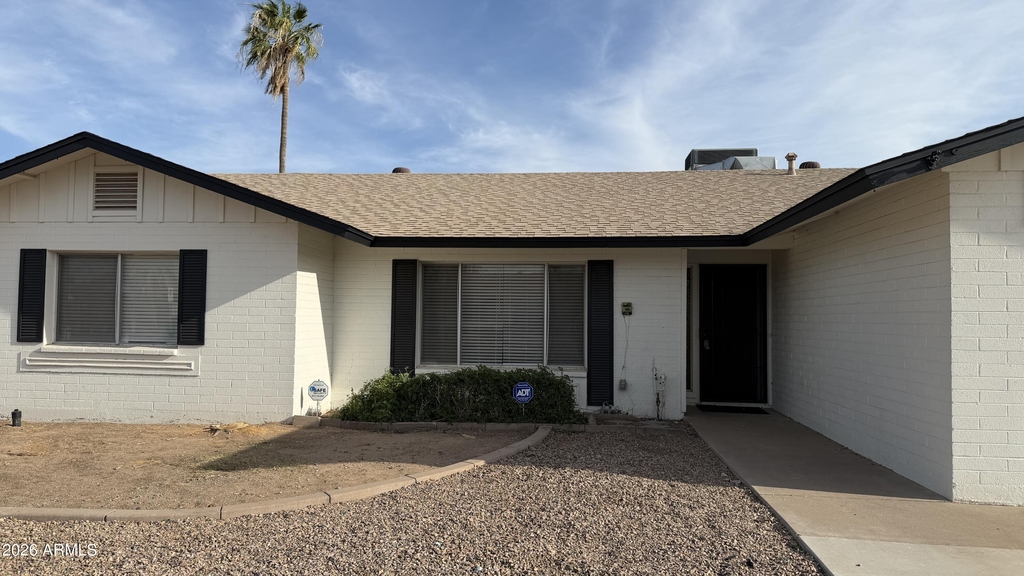 3431 W Acoma Drive - Photo 1