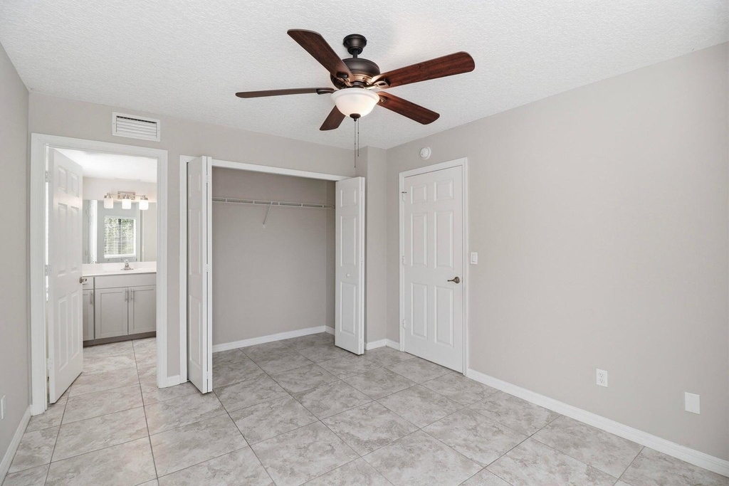 2625 Heathcote Drive - Photo 5