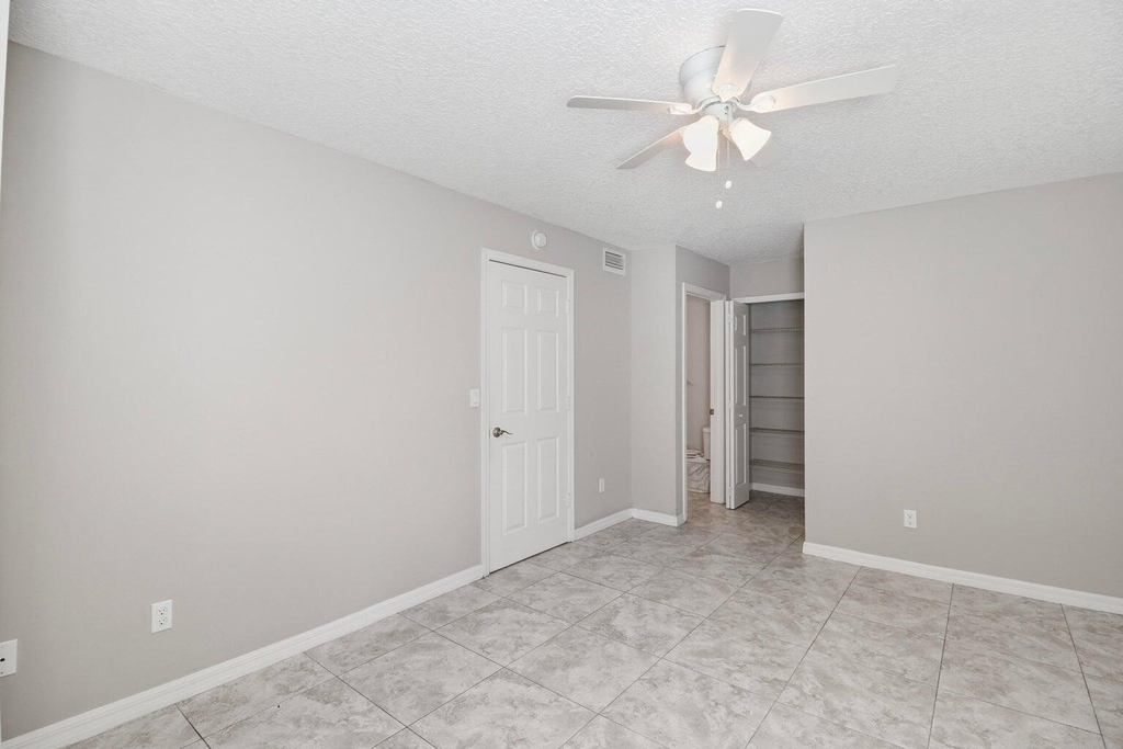 2625 Heathcote Drive - Photo 11