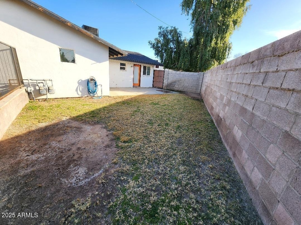 3416 N 37th Street - Photo 12