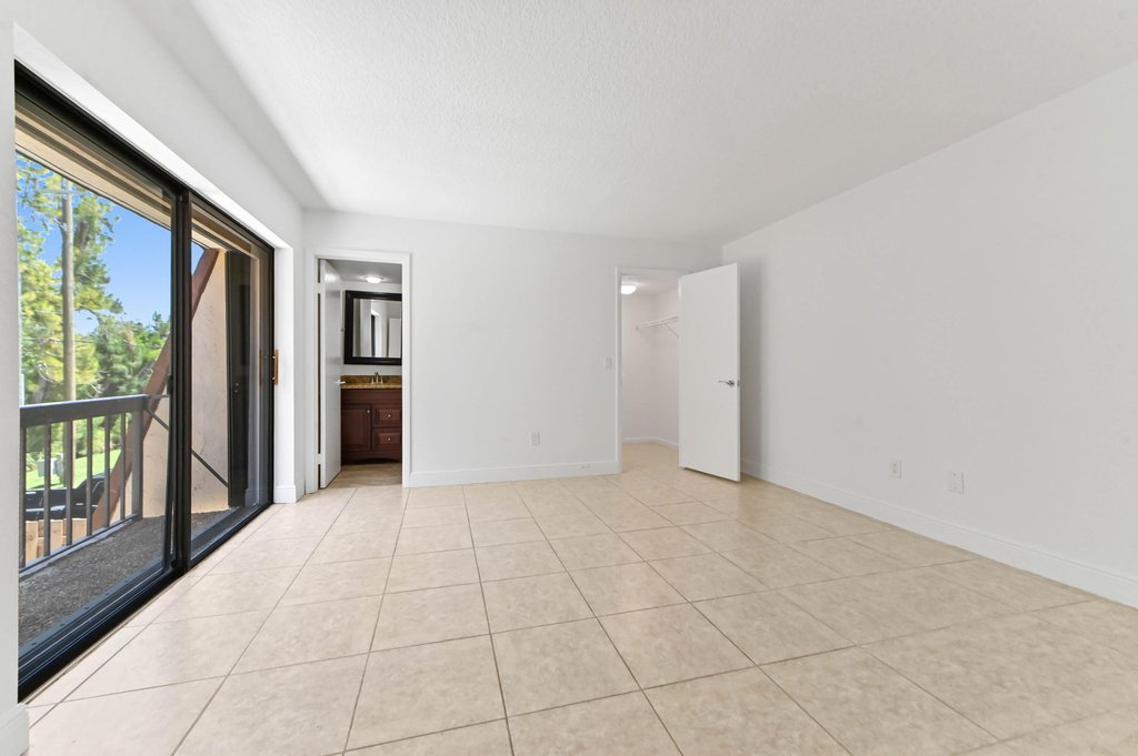 825 Center Street - Photo 18