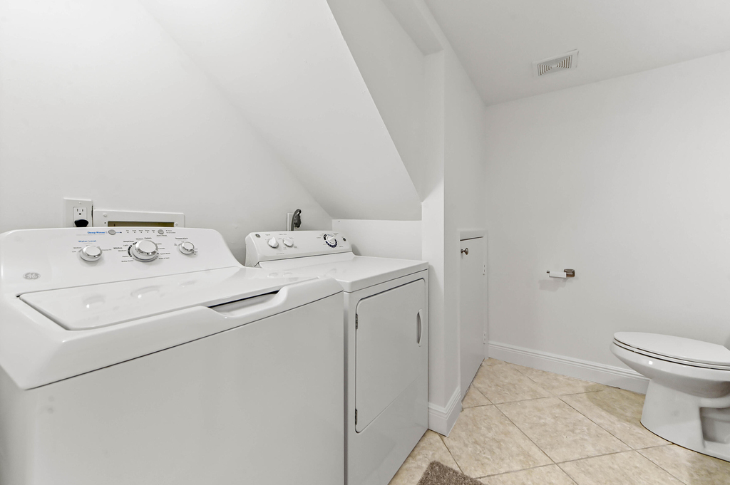 825 Center Street - Photo 10