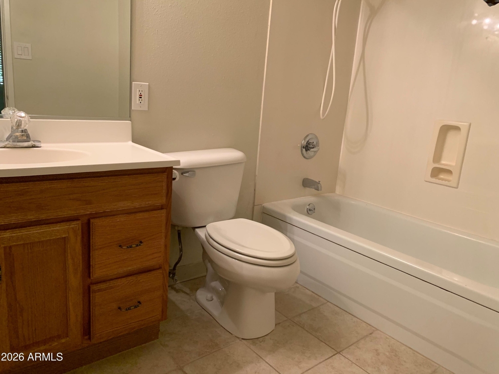 3510 E Ludlow Drive - Photo 6