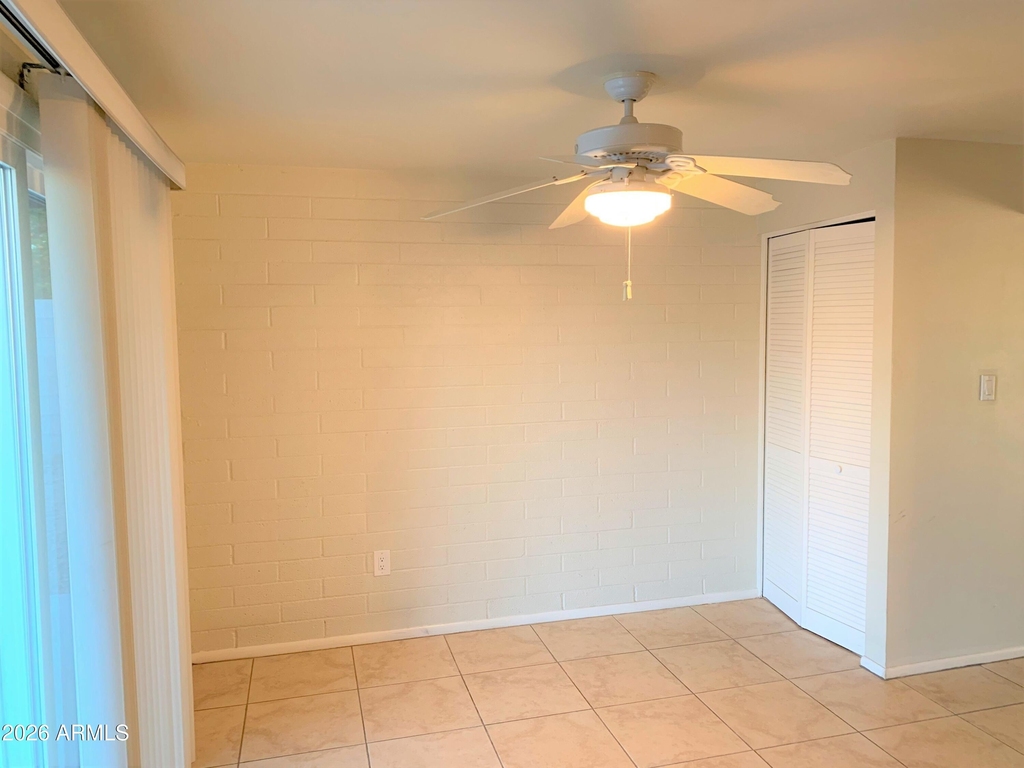 3510 E Ludlow Drive - Photo 3