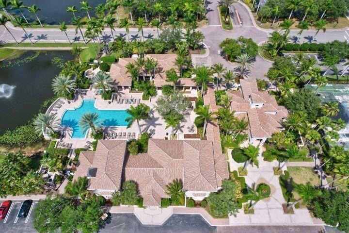2802 Sarento Place - Photo 1