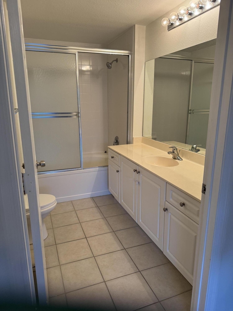 2802 Sarento Place - Photo 13