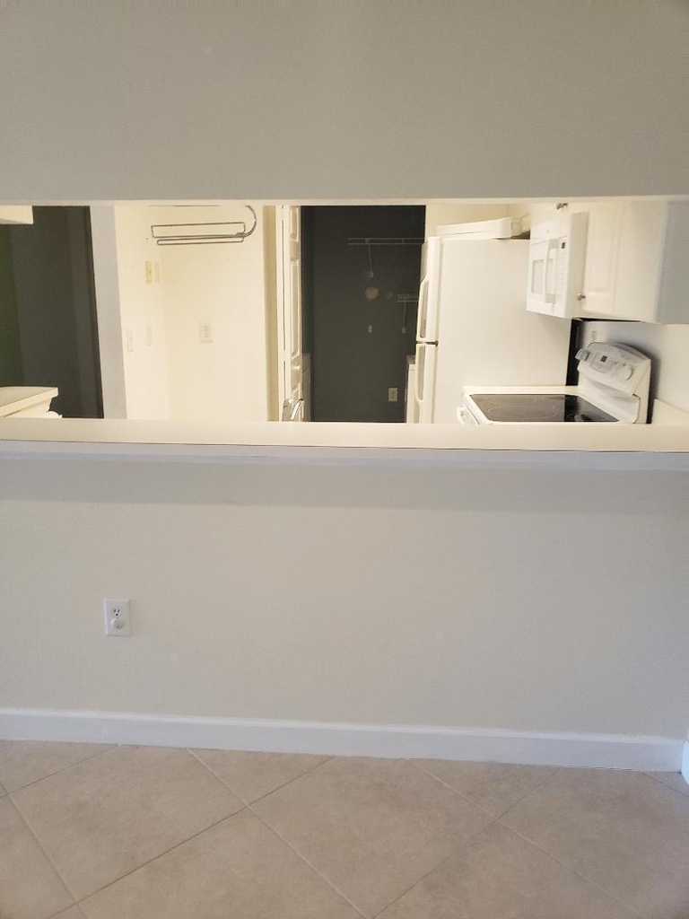 2802 Sarento Place - Photo 3