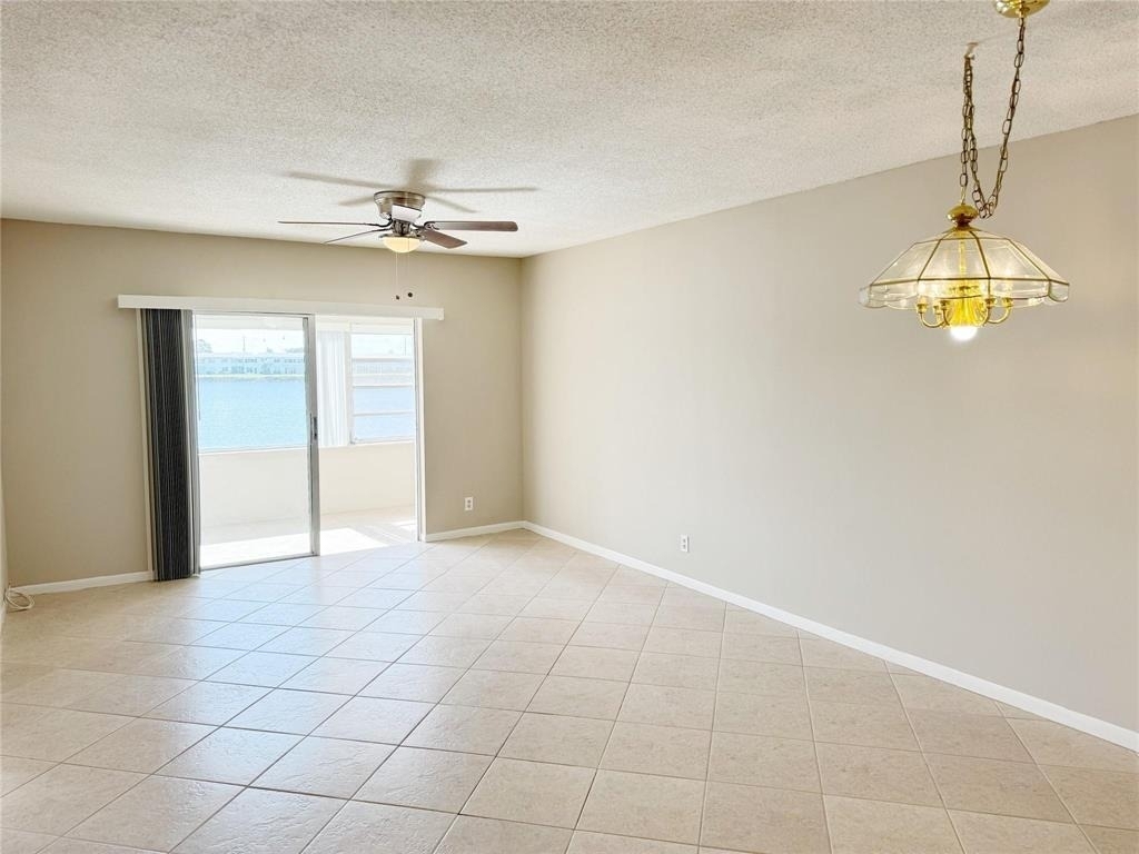 1116 Lake Terrace - Photo 12