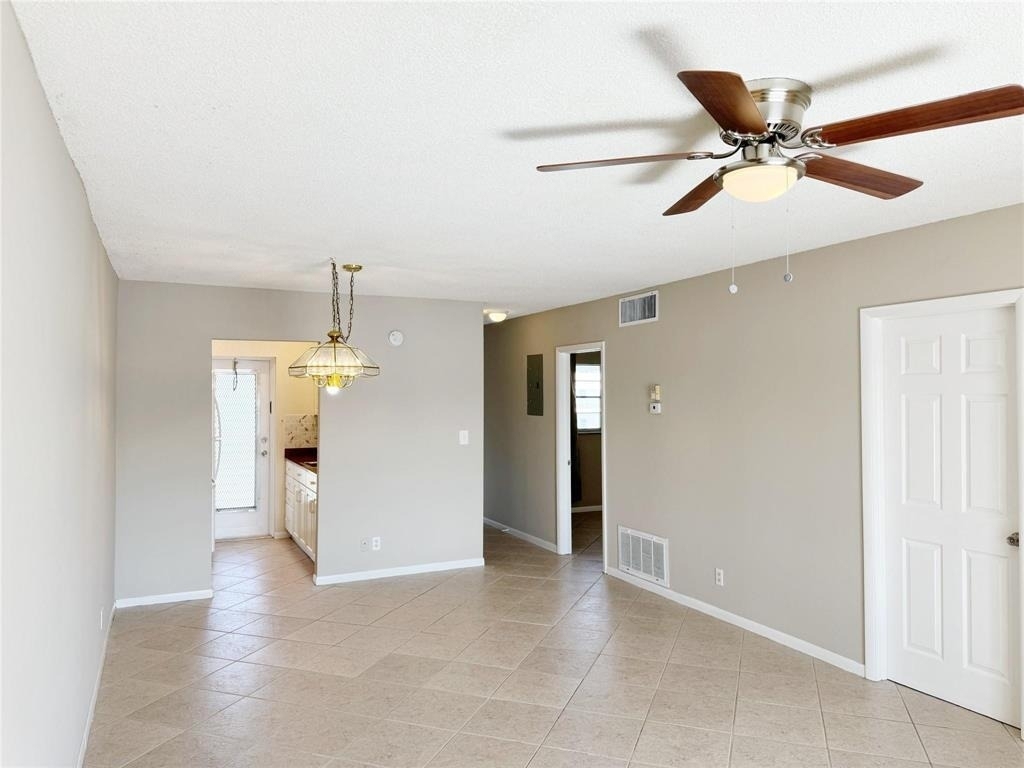 1116 Lake Terrace - Photo 11