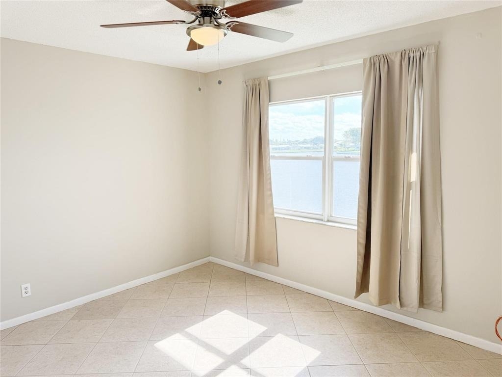 1116 Lake Terrace - Photo 13