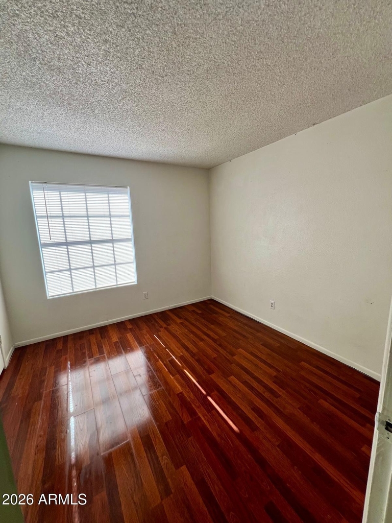 20828 N 21st Avenue - Photo 17