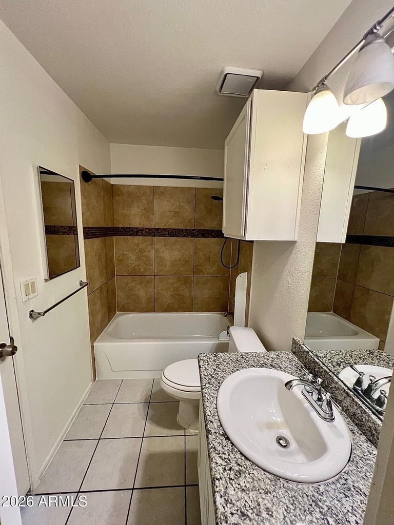 20828 N 21st Avenue - Photo 15