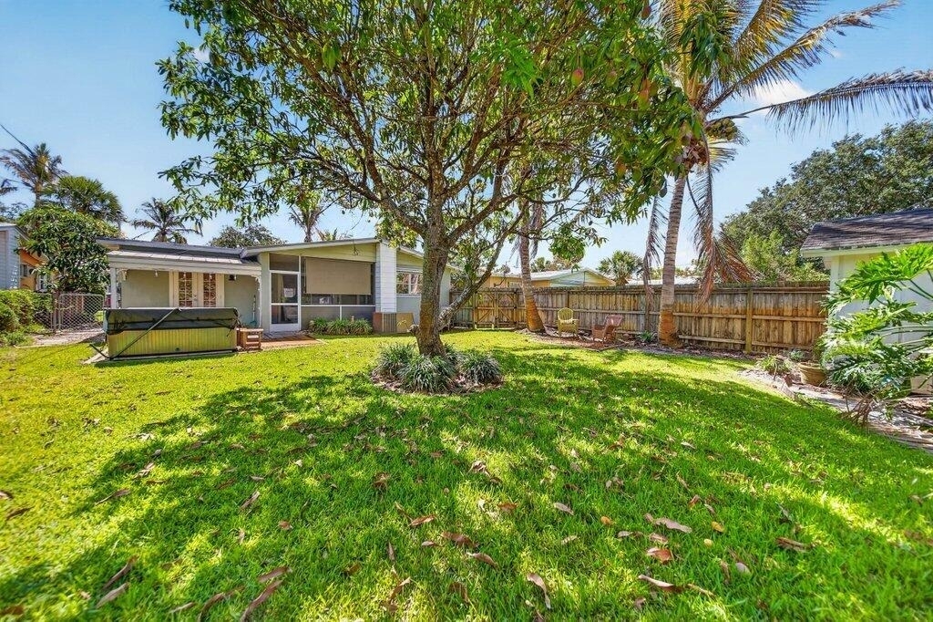 262 Se Monterey Avenue - Photo 14
