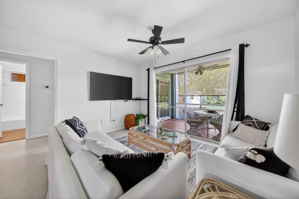 262 Se Monterey Avenue - Photo 37