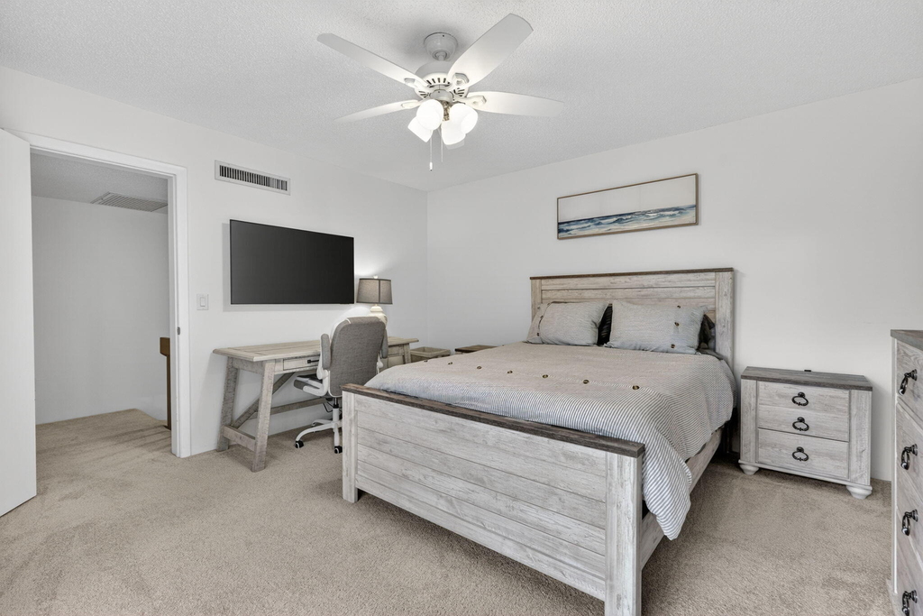 825 Center Street - Photo 16