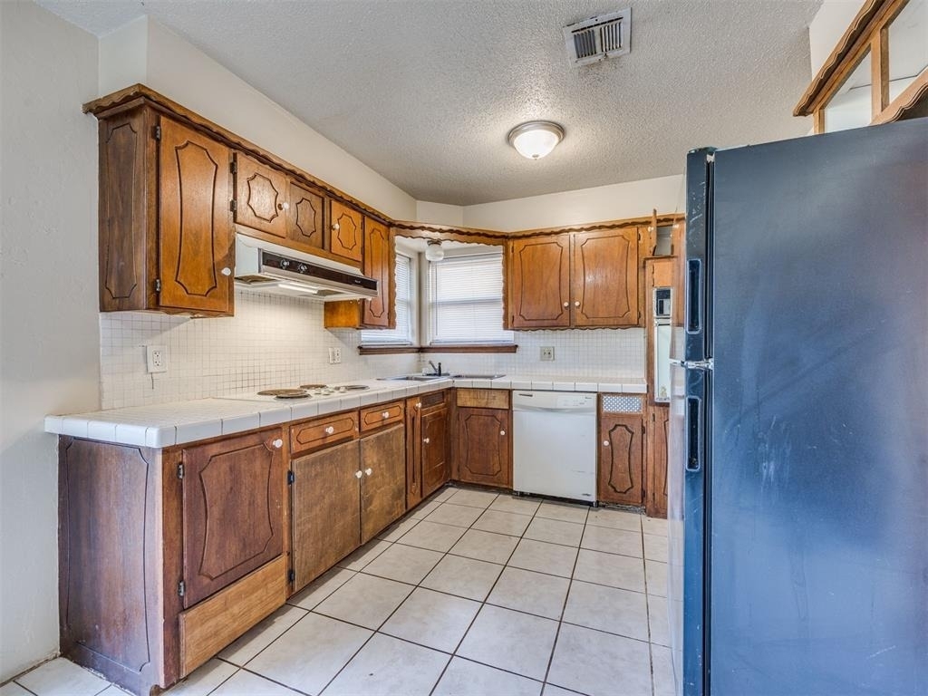 837 Briarlane Road - Photo 4