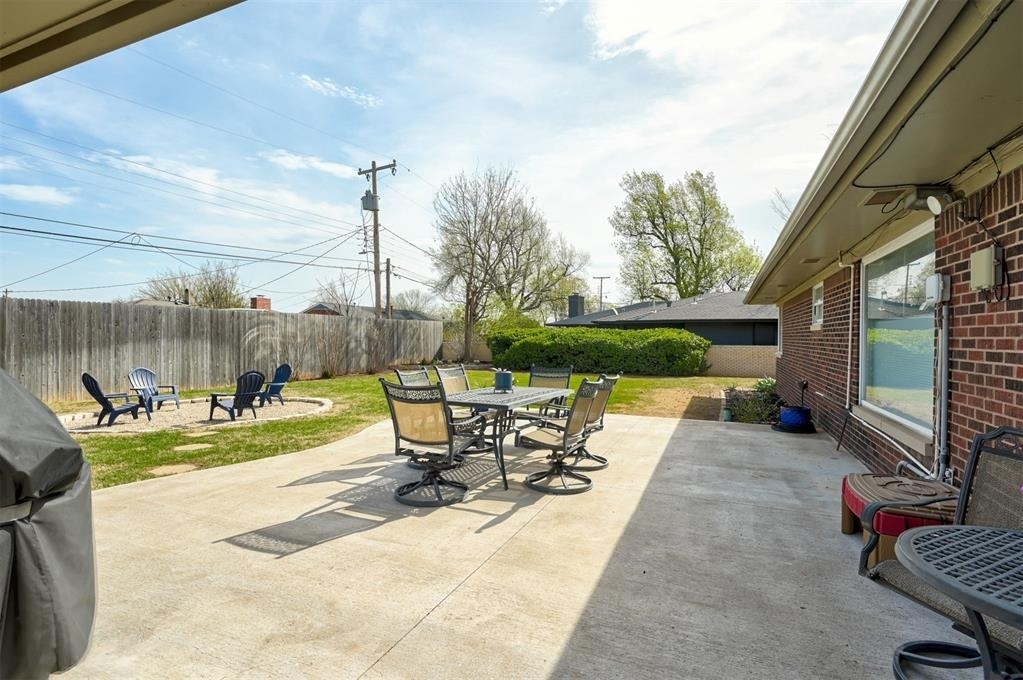3127 Nw 69th Street - Photo 37