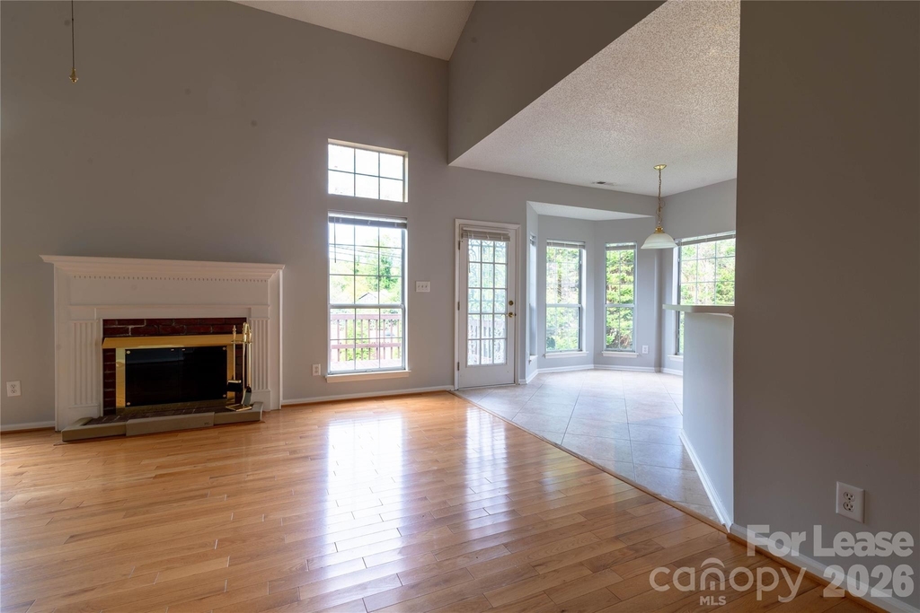 6138 Garamond Court - Photo 11