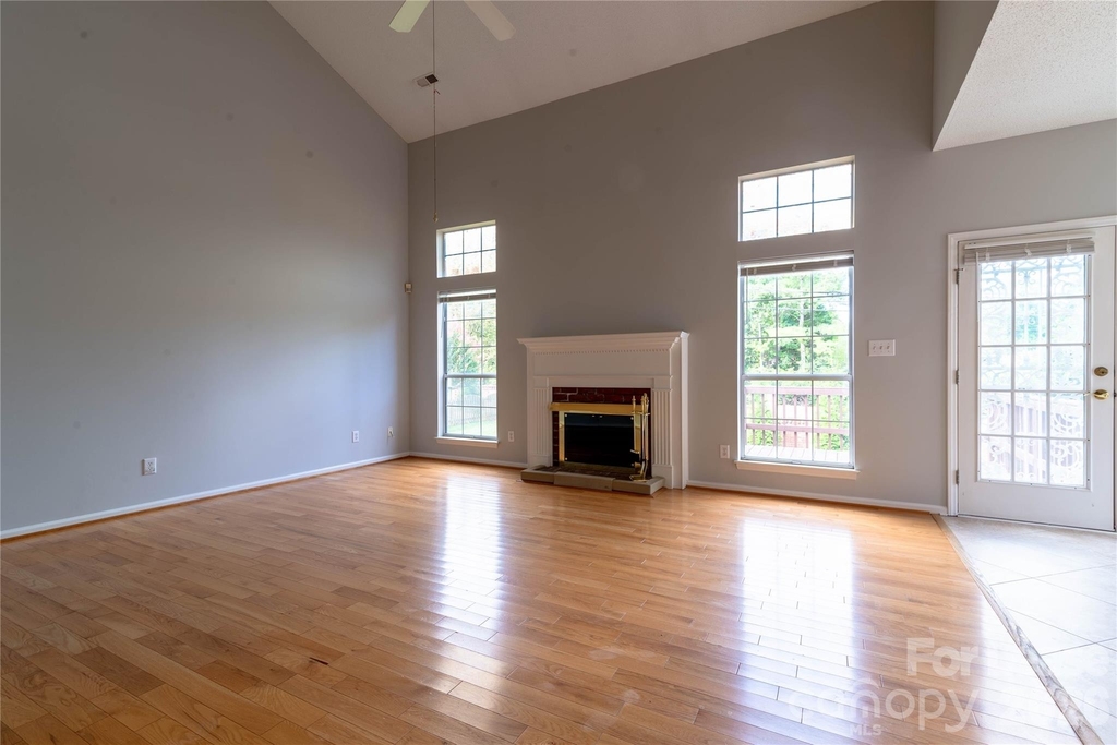 6138 Garamond Court - Photo 10