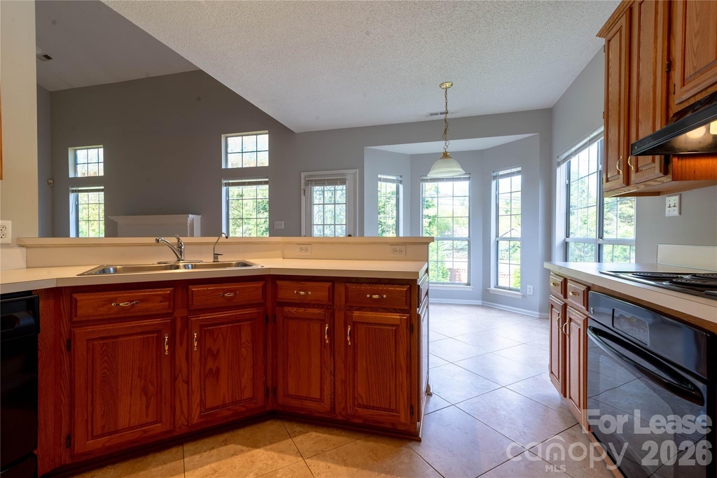 6138 Garamond Court - Photo 9