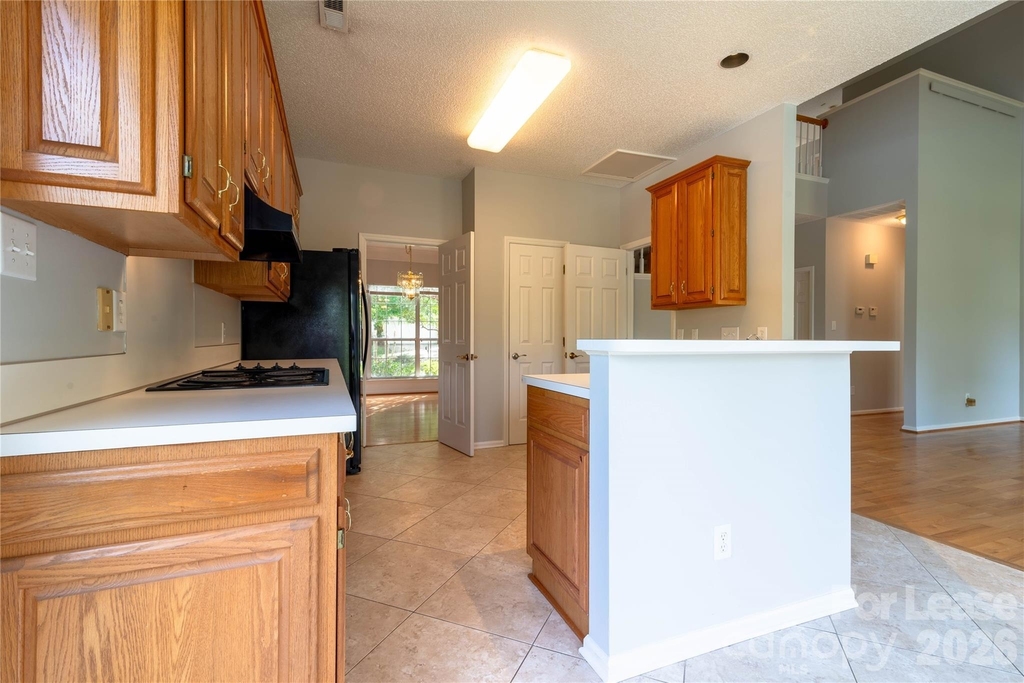 6138 Garamond Court - Photo 7