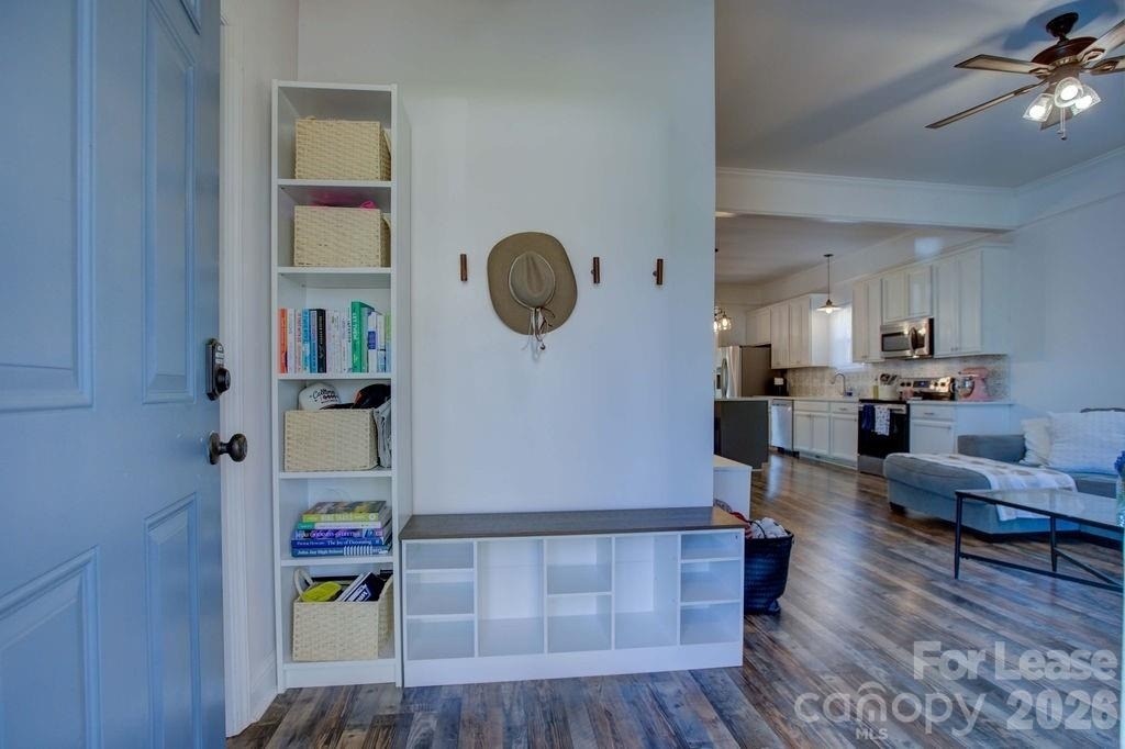 419 N East Avenue - Photo 35
