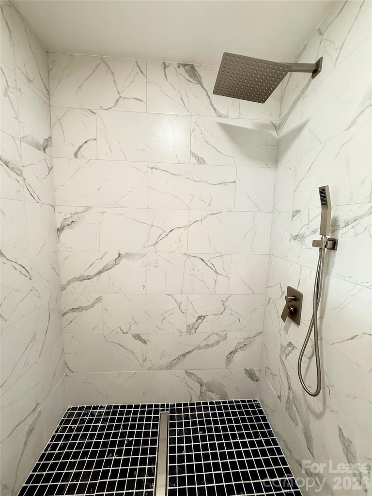 541 E Woodlawn Road - Photo 10