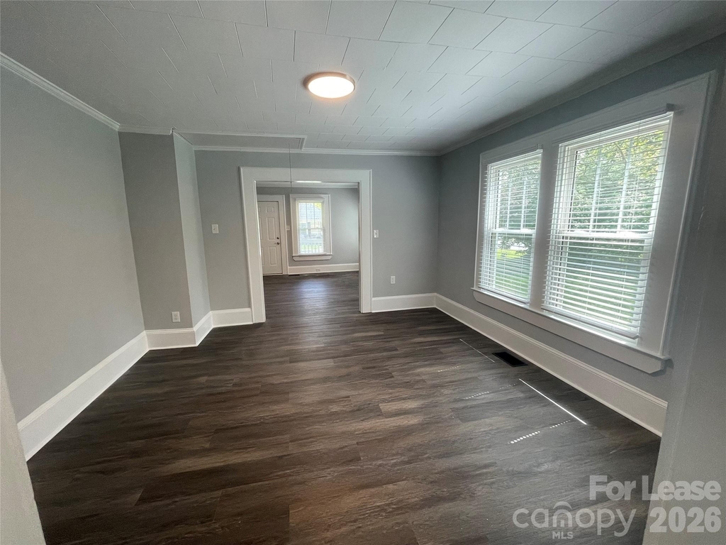 624 Pinoca Road - Photo 2