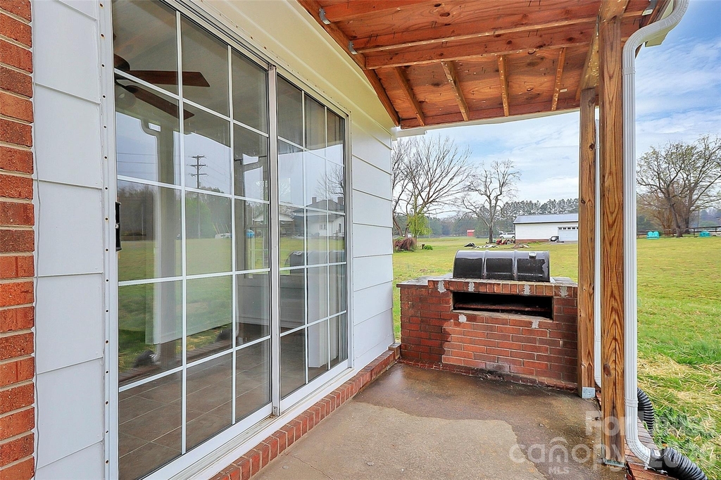 170 Shuping Mill Road - Photo 5