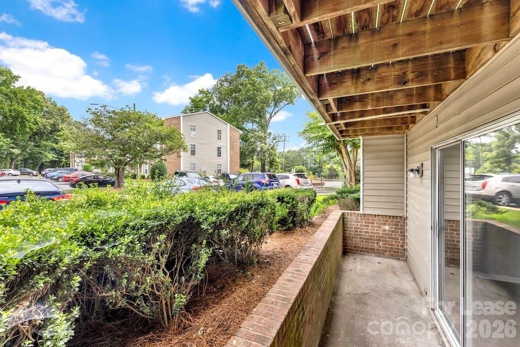 1638 Arlyn Circle - Photo 13