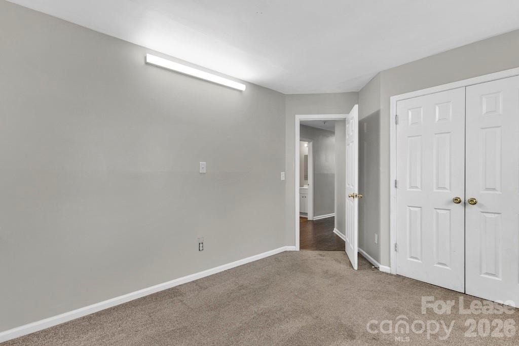 1638 Arlyn Circle - Photo 7