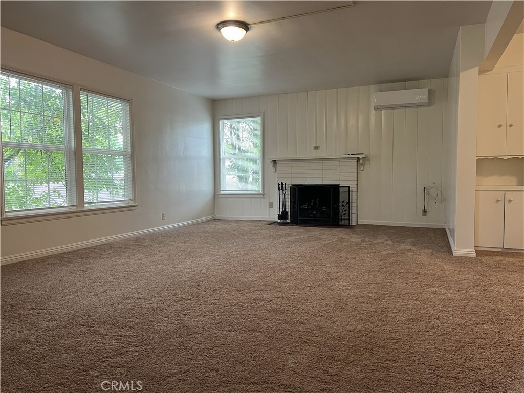 500 N Los Robles Avenue - Photo 1