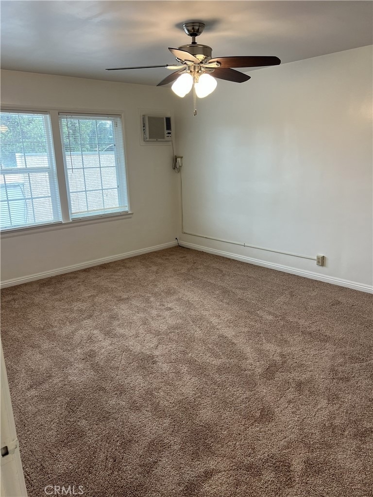 500 N Los Robles Avenue - Photo 9