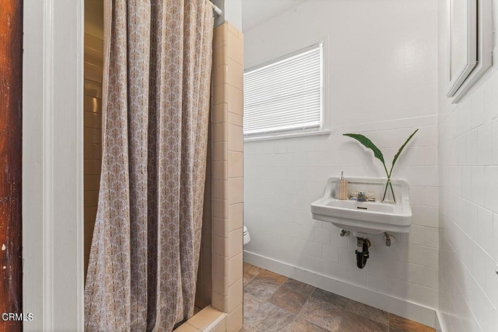 130 Virginia Drive - Photo 11