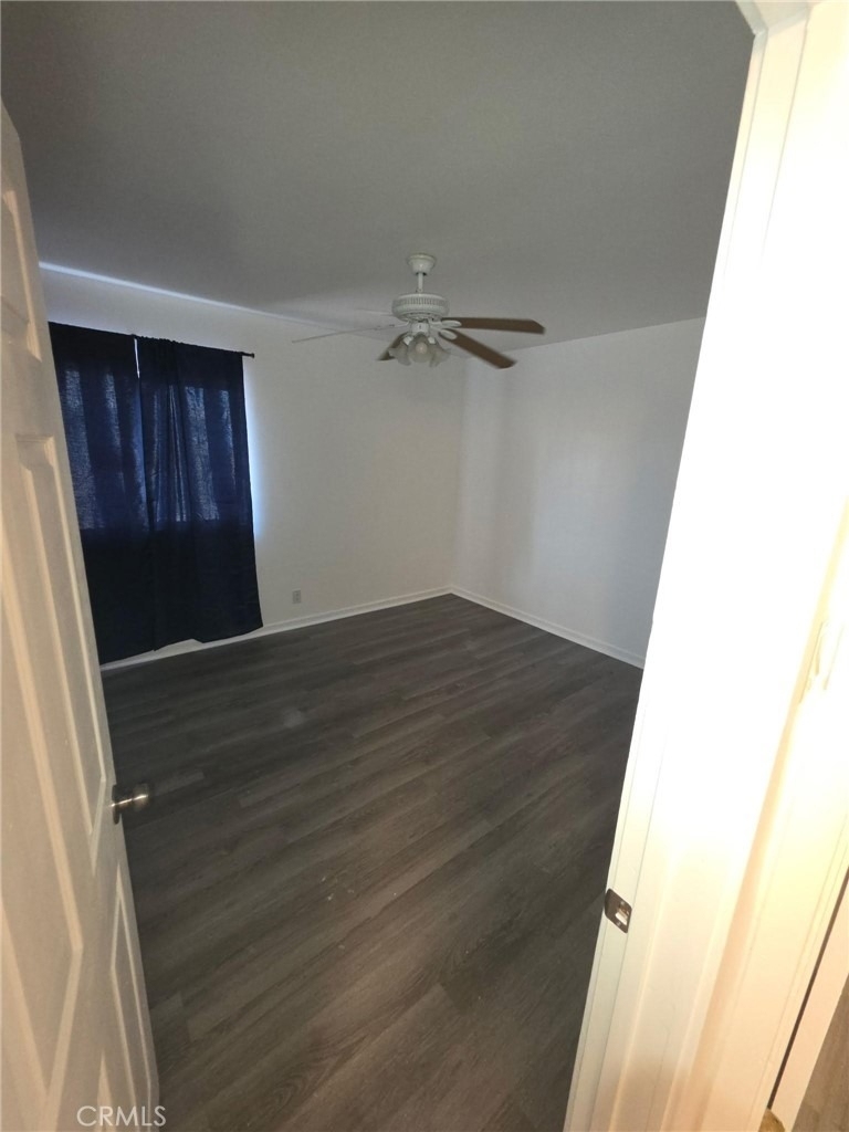 512 1/2 E Street - Photo 9