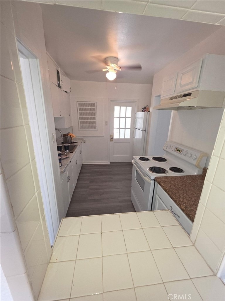 512 1/2 E Street - Photo 5