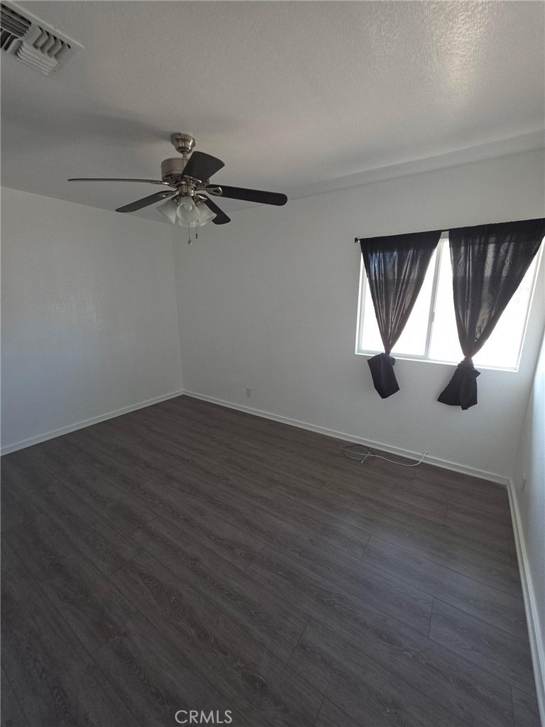 512 1/2 E Street - Photo 13
