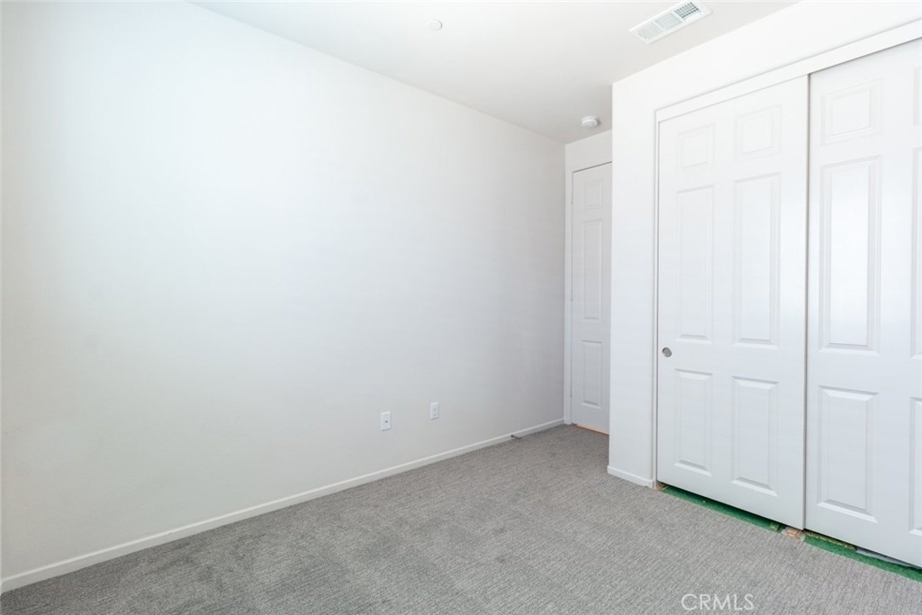 44116 51st Street W - Photo 17