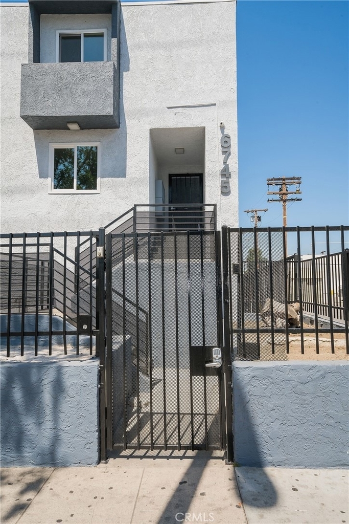 6745 Laurel Canyon - Photo 10