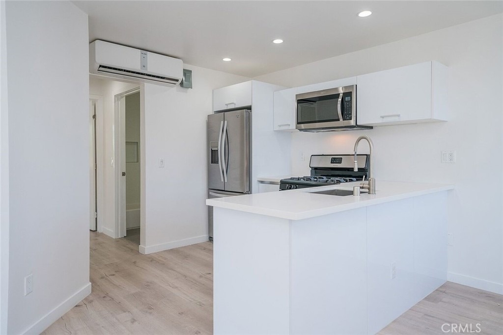 6745 Laurel Canyon - Photo 2