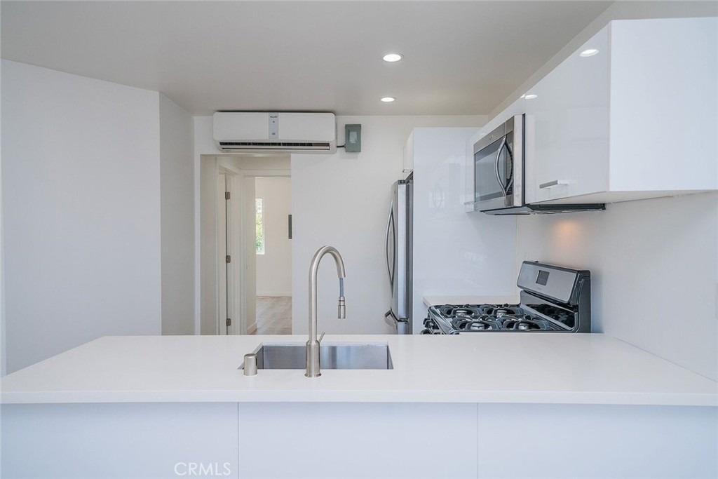 6745 Laurel Canyon - Photo 1
