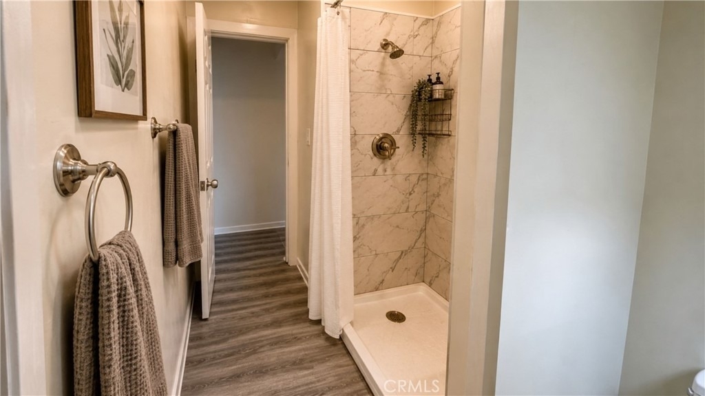 1021 W 25th Street - Photo 24